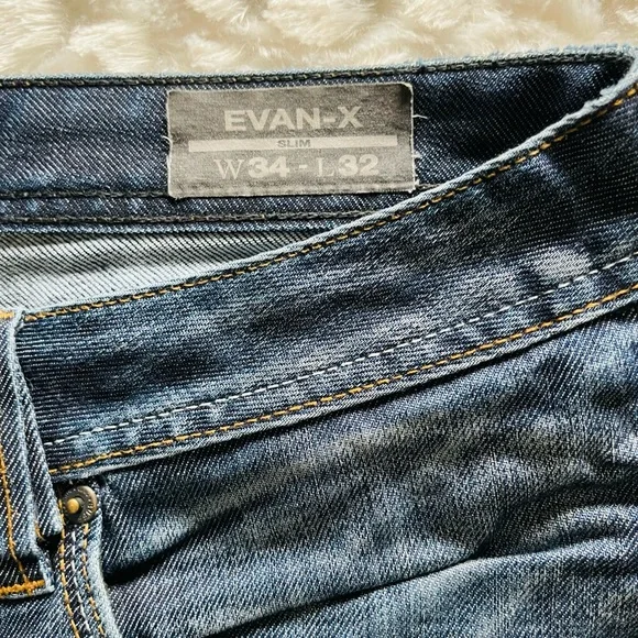 Buffalo Menswear slim Pre-Owned blue jeans cut into shorts. Size (W34) - Picture 3 of 3